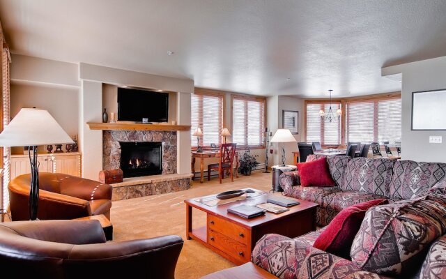 Torian Plum Creekside 417