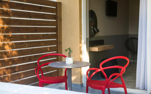 Golden Star Hotel - Adults Only (+16)