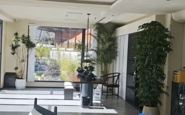 H.S Haoshi (Beihai Beibuwan Square High-speed Railway Station Branch)