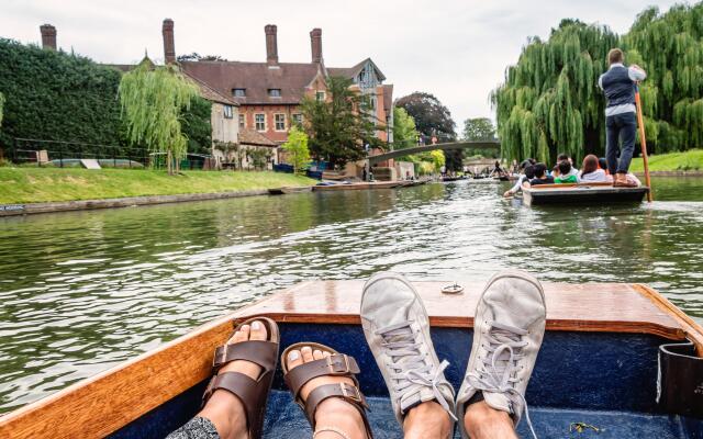 Holiday Inn Express Cambridge by IHG