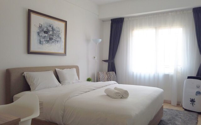 Economic Luxurious Studio Pinewood Apartment Jatinangor near JATOS