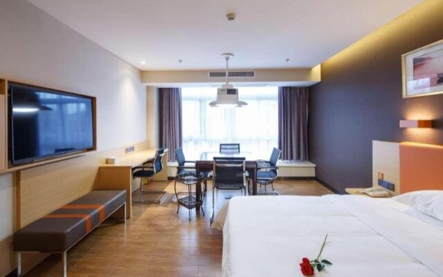 7 Days Premium (Chongqing Liangping People's Square Center)