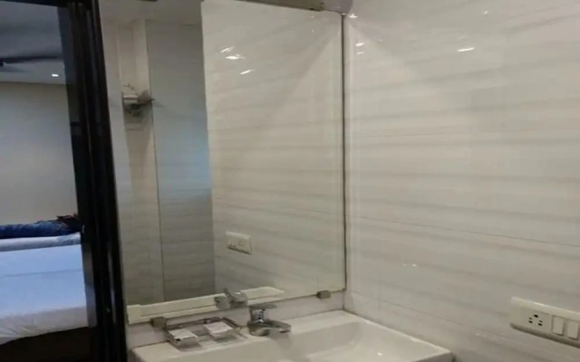 Hotel Jalaja Heritage by Room Maangta