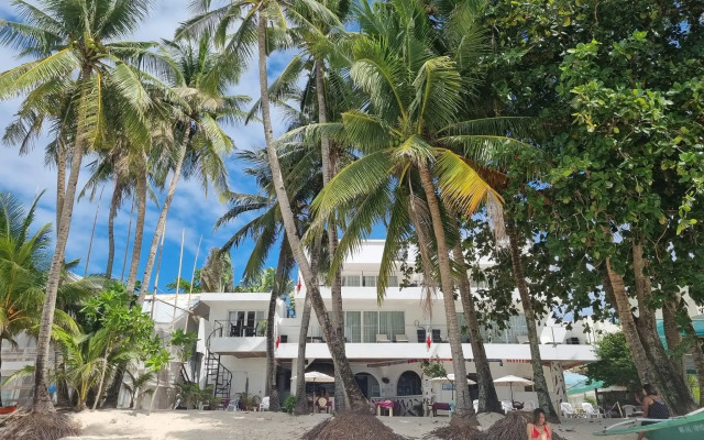 Oro Beach Resort