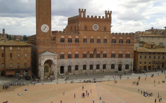 Piazza Del Campo