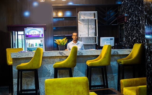 Radiance Spring Hotel