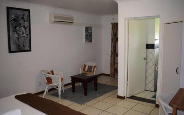 Khaya La Manzi Guest Lodge