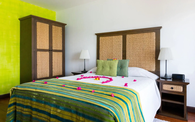True Blue Bay Resort