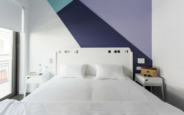 Cocoon City Hostel