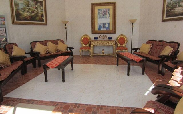 Emiramona Garden Hotel