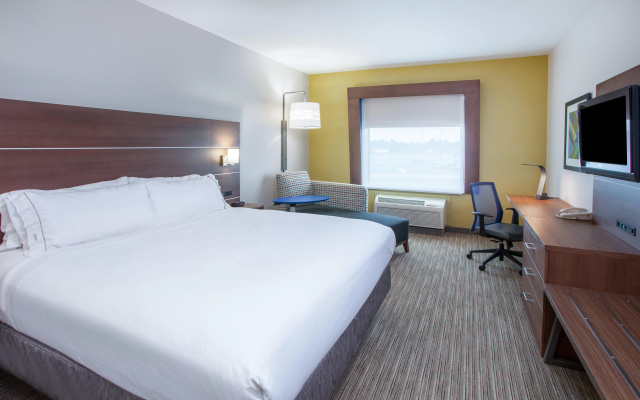 Holiday Inn Express & Suites Texarkana by IHG