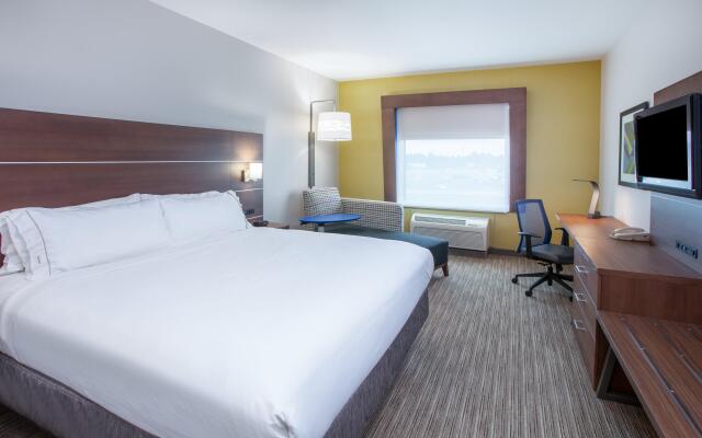 Holiday Inn Express & Suites Texarkana by IHG