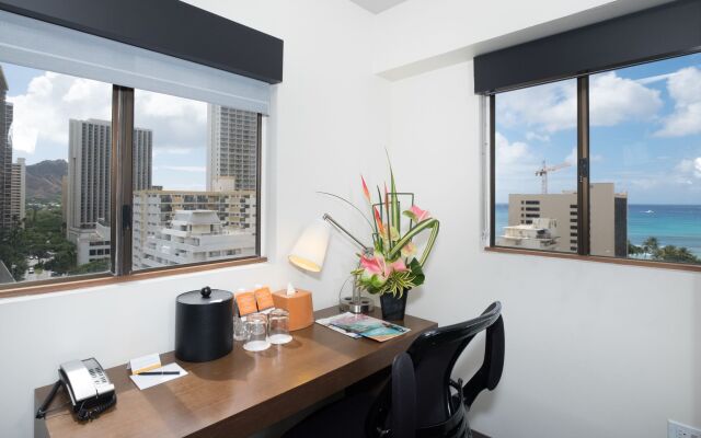 Vive Hotel Waikiki
