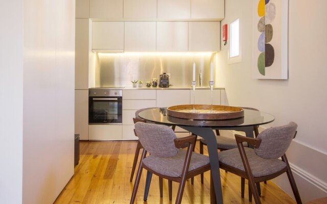 Deluxe Soulful Mirror Downtown