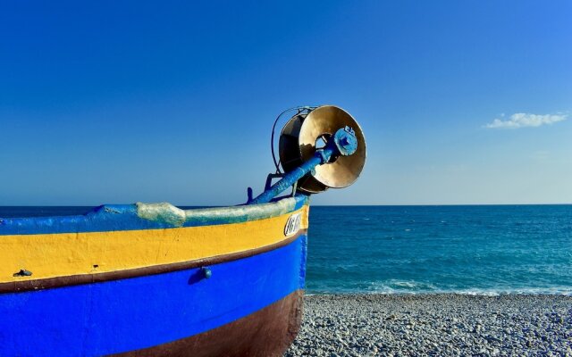 Riviera Standing Appartement La Couronne Premium, vue mer