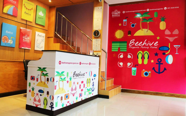 Beehive Magenta Patong Hostel