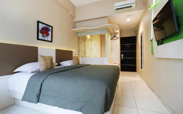 Dewarna Hotel & Convention