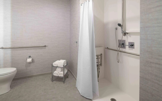 Staybridge Suites Boston Logan Airport - Revere by IHG