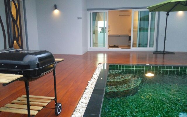 Jira Pool Villa