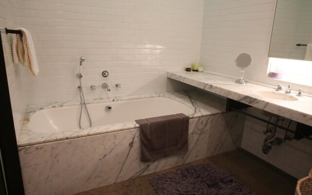 NY081 3 Bedroom Apartment By Senstay