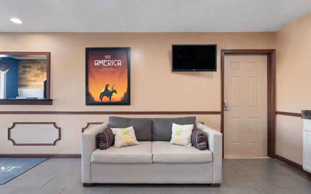 Baymont by Wyndham Commerce GA Near Tanger Outlets Mall