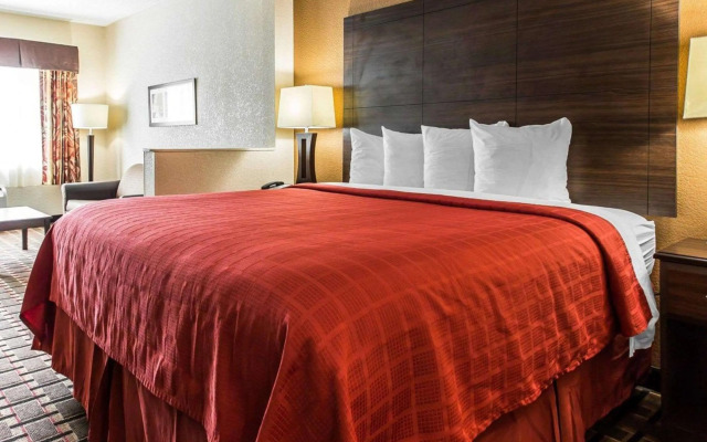 Quality Suites Hickory South