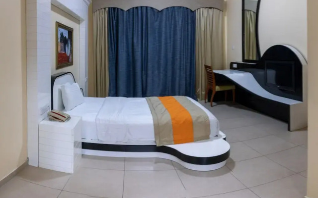 West Zone Plaza Hotel Apartments