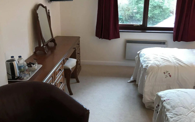 Trewern Arms Hotel