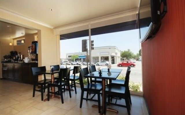 Pasadena Rose & Crown Hotel