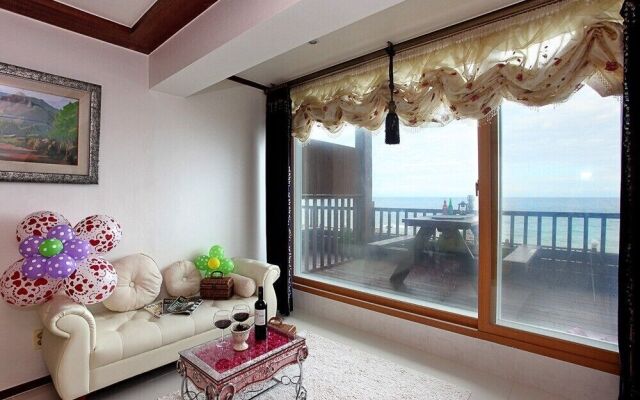 Uljin Sand Beach Pension