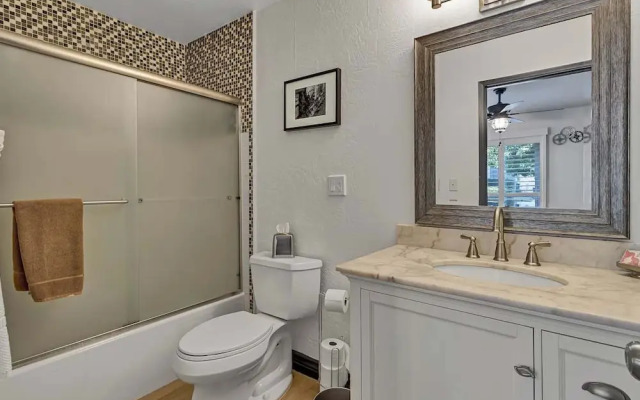 NEW Camelback House Walk to Old Town