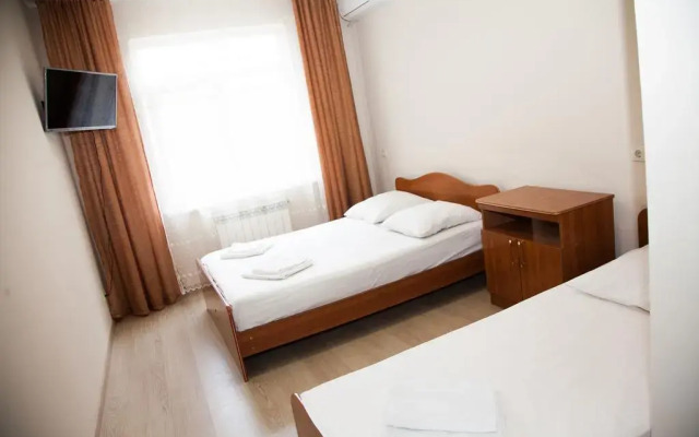 Leto Guest House