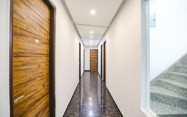Fabhotel F9 Sector 19