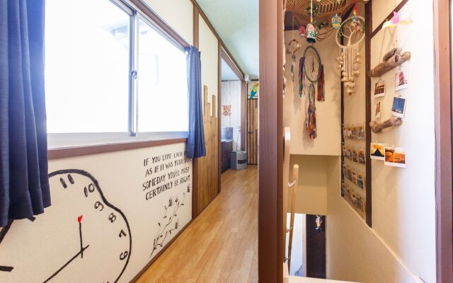 Guesthouse Asobi Factory - Hostel