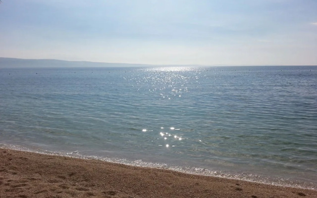 Neva - 50m From the sea - A2