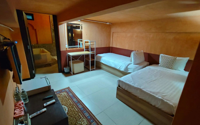 Retro Box Hotel