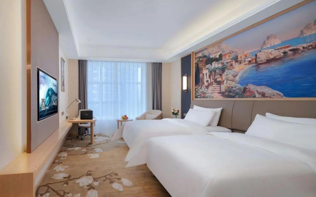 Vienna International Hotel (Causeway Bay Plaza Honggutan Center Nanchang)