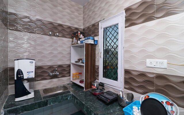 OYO 14131 Home Cozy Studio Mehragaon