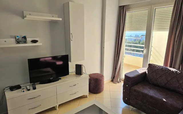 Sea View 1-bed Apartment in Vlore