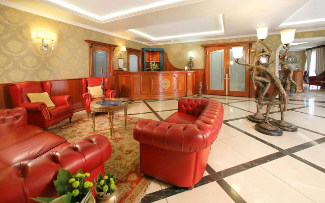 Regent Beach Hotel & Apartments
