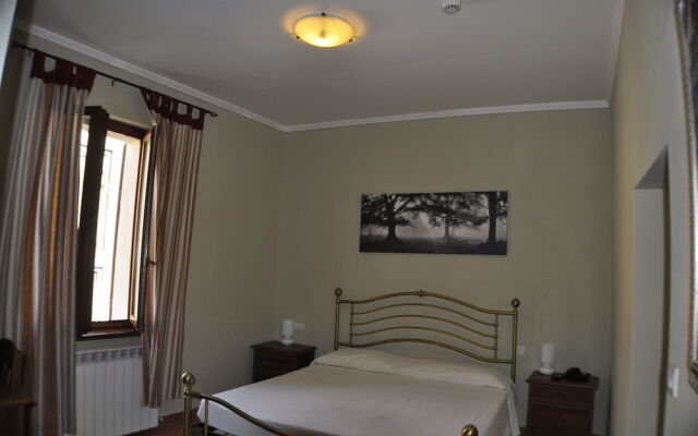 Hotel Fioriti