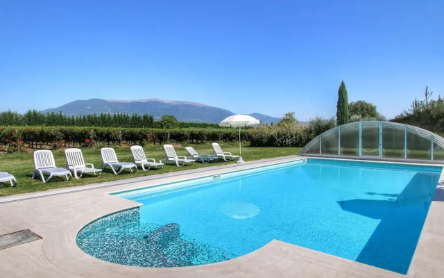 Villa with Private Pool on an Estate near Assisi