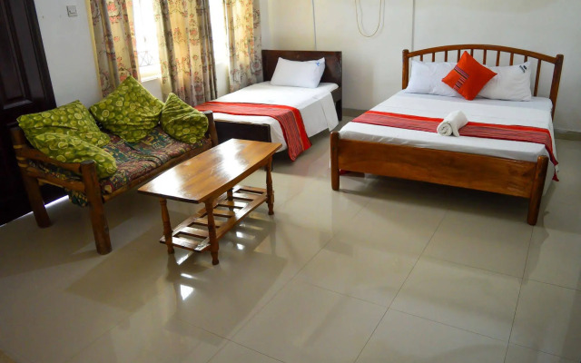 Sanana Hotel