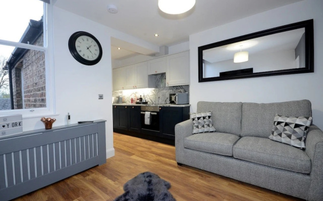 Priory Street Apartment 3