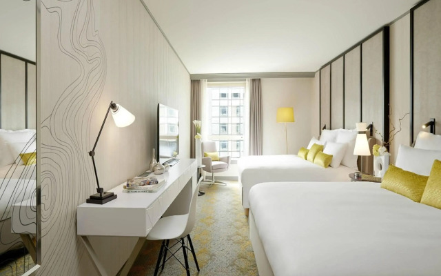 Renaissance Paris La Defense Hotel