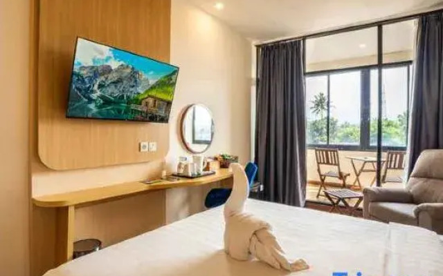 Front One Boutique Adria Boyolali