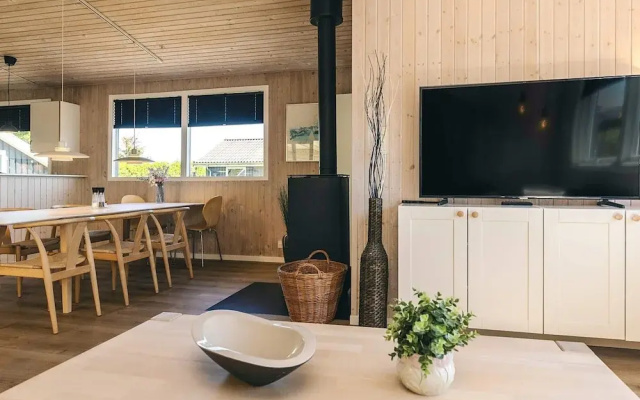 8 Person Holiday Home in Otterup