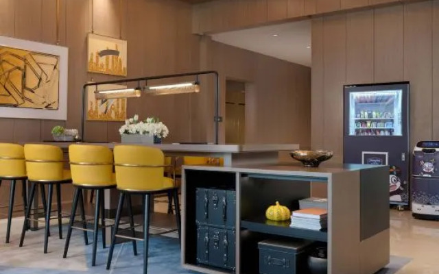 Hampton by Hilton Guangzhou Xintang Railway Station