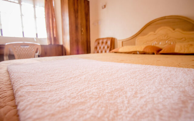 Hotel Genevieve