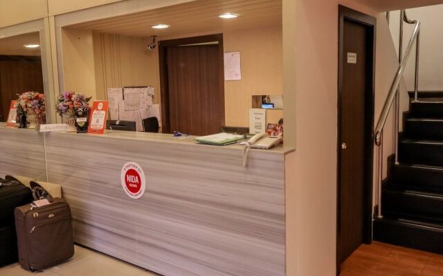 Nida Rooms Saladaeng 130 Silom Walk